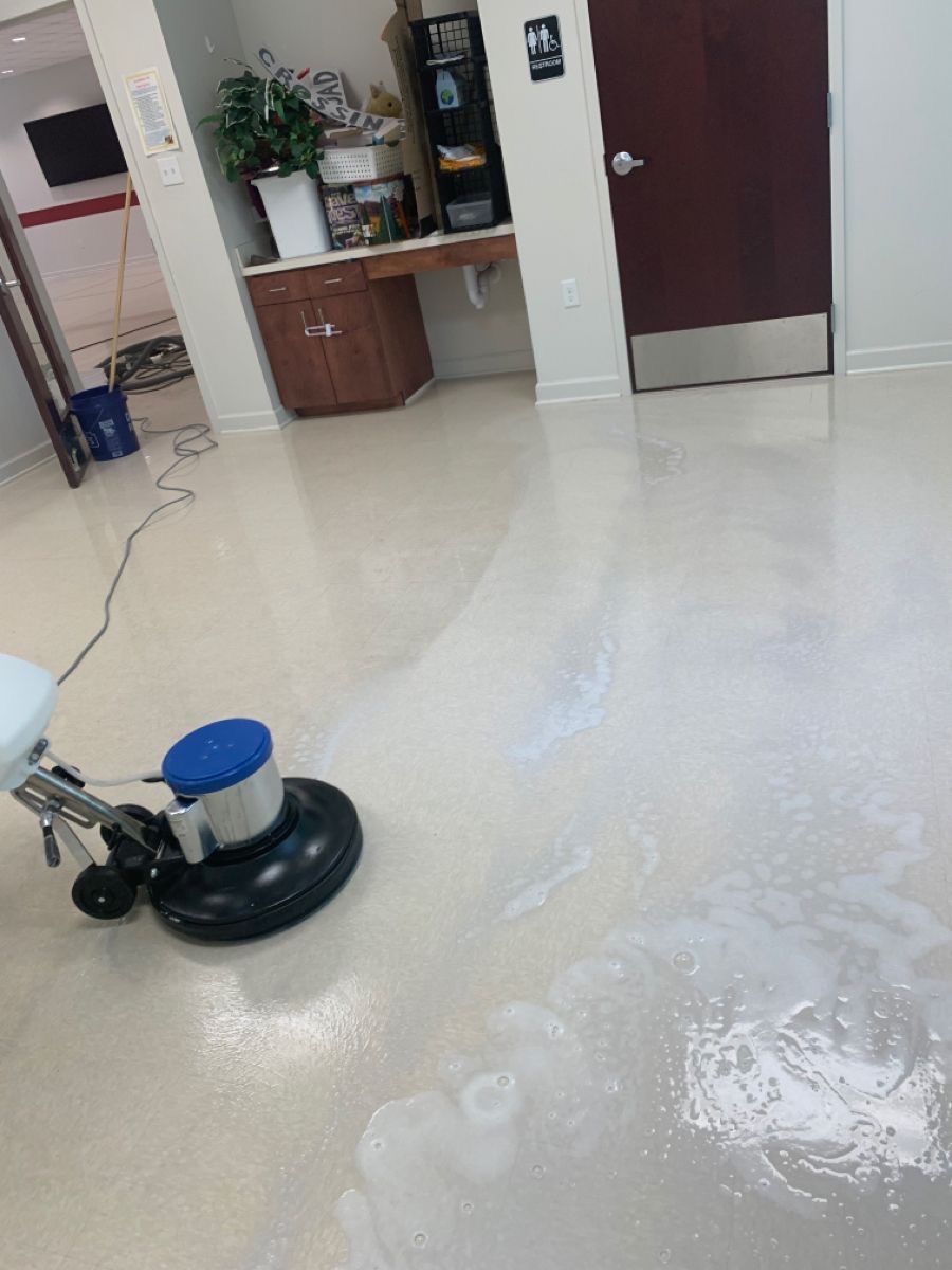Machine-polished hard floors